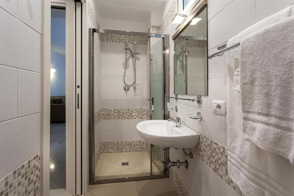 Residence Perla Rimini Eksteriør billede